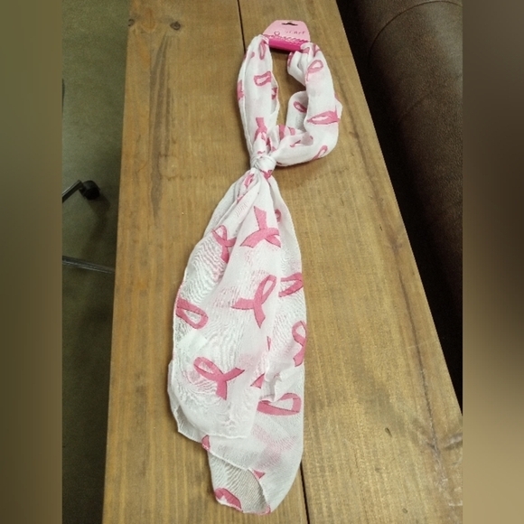 New Women's Breast Cancer Awareness Pink Ribbon Scarf - Picture 1 of 3